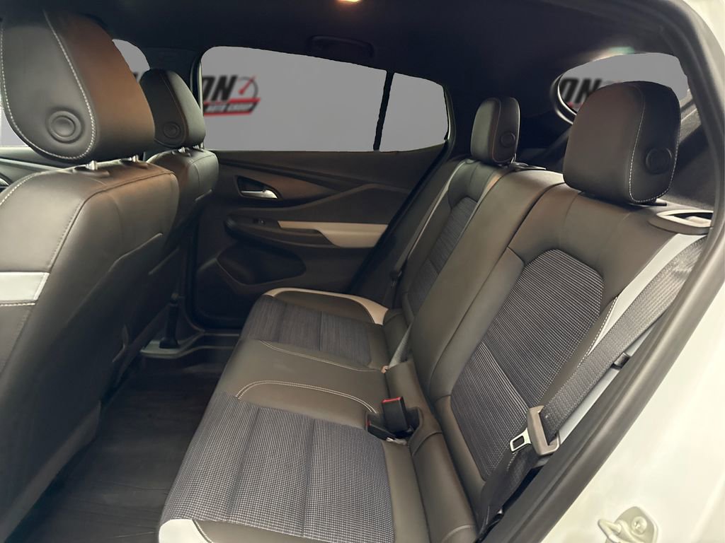 Used 2024 Buick Envista Preferred image 10