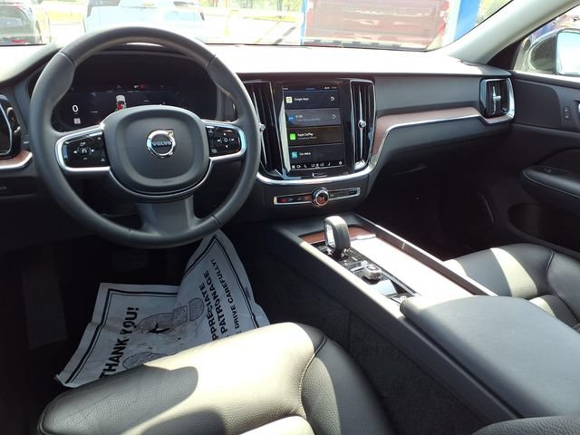 Used 2024 Volvo S60 B5 Plus AWD/4WD image 7