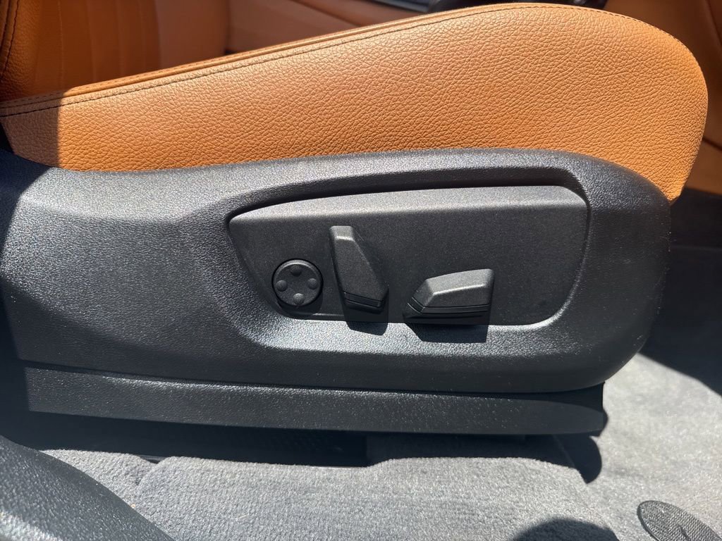 Used 2019 BMW X6 xDrive35i w/ Convenience Package AWD/4WD image 67