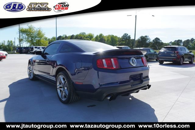 Used 2010 Ford Mustang Shelby GT500 RWD image 5