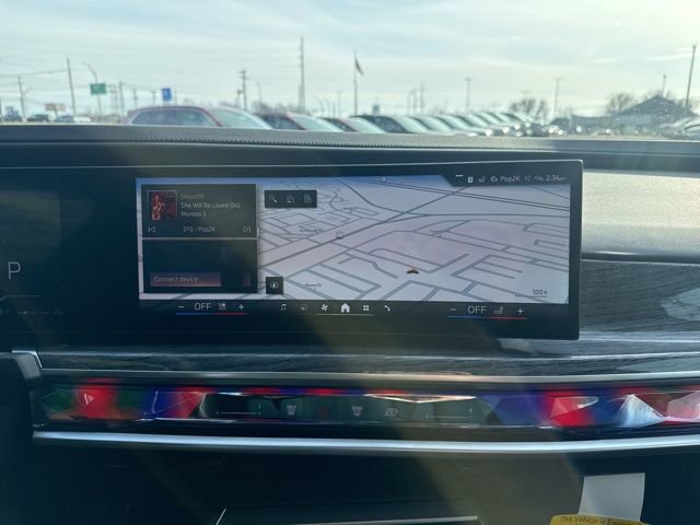 New 2026 BMW 740i xDrive image 17