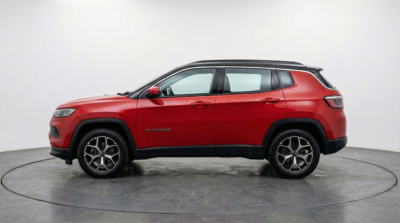 Used 2025 Jeep Compass Limited image 5