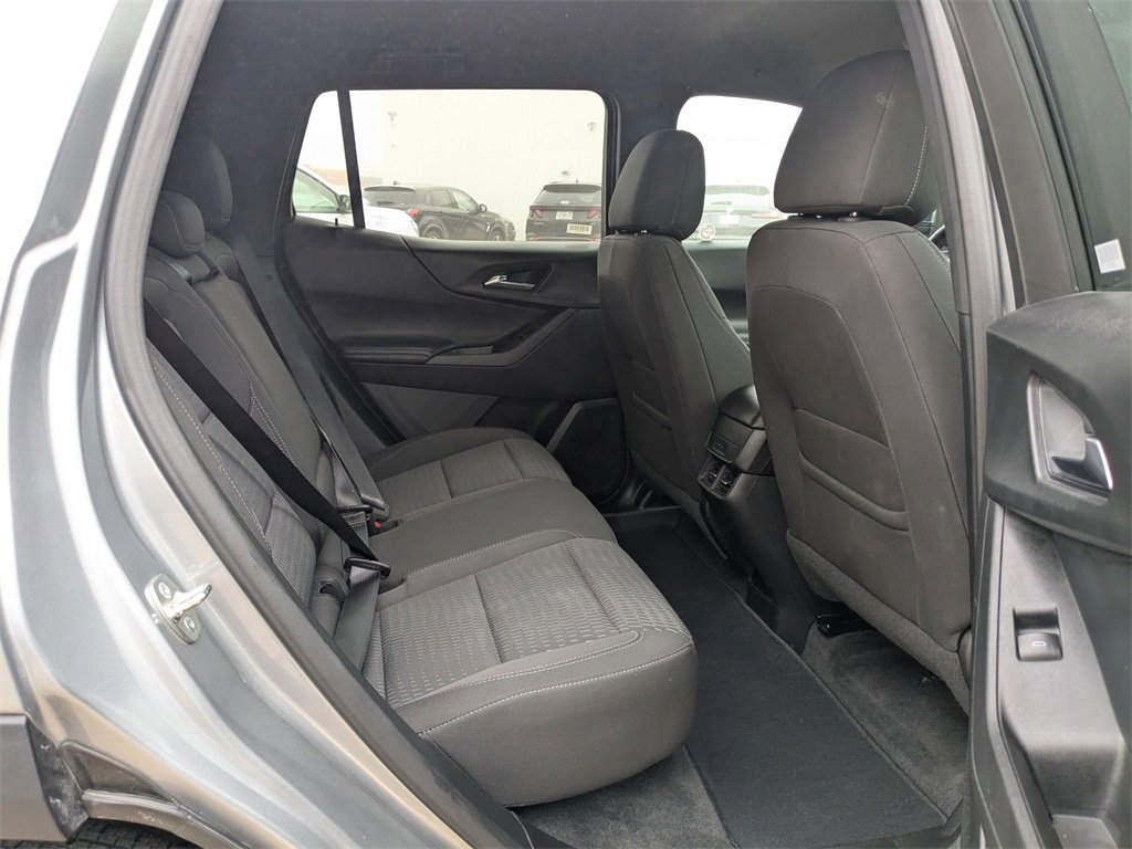 Used 2025 Chevrolet Equinox LT image 30