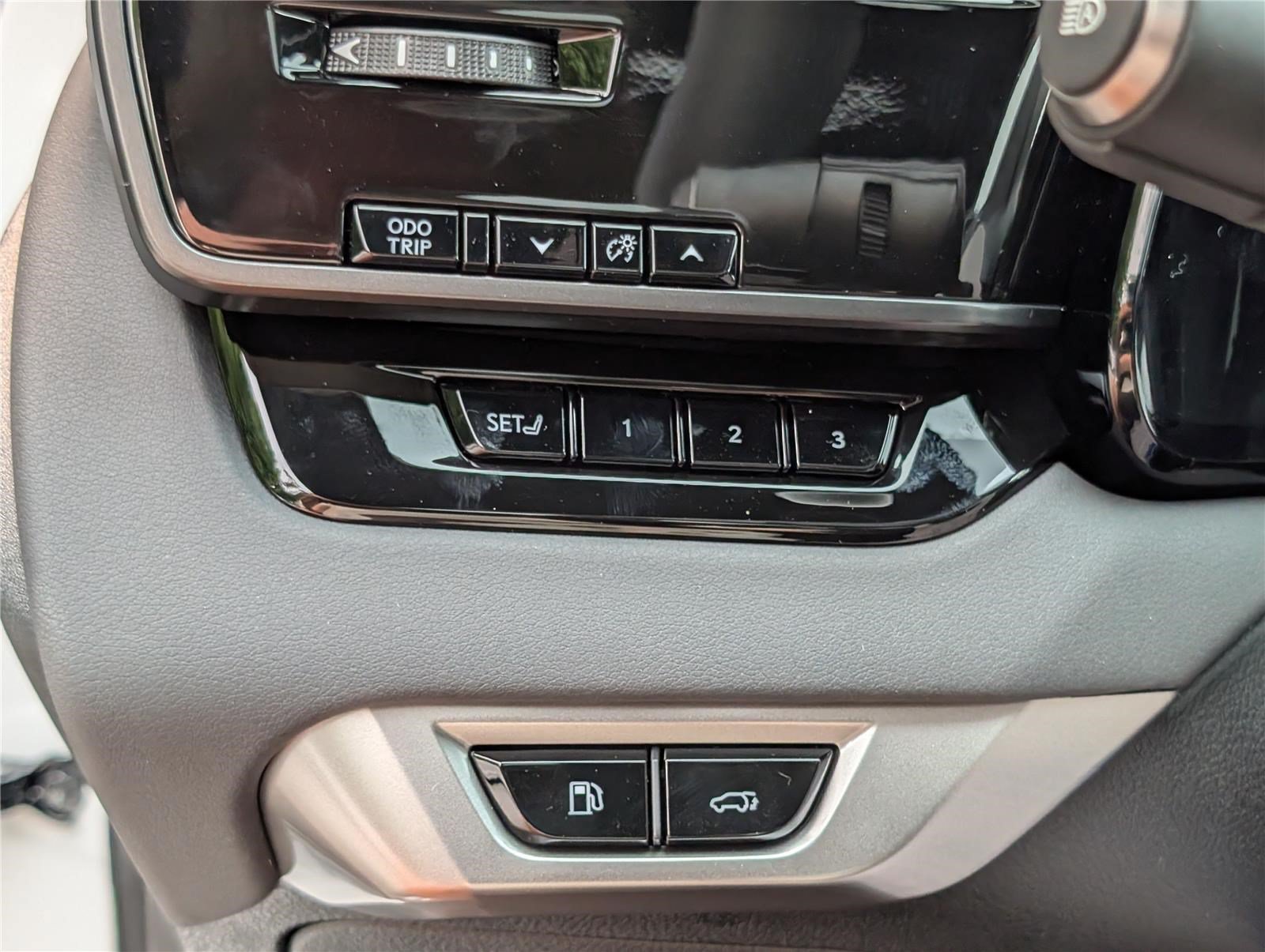 New 2026 Lexus RX 350 AWD image 19