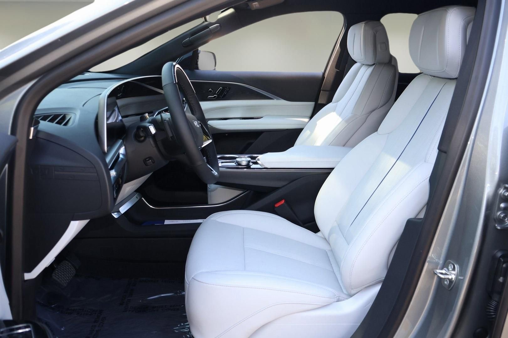 New 2026 Cadillac Lyriq Sport RWD image 13