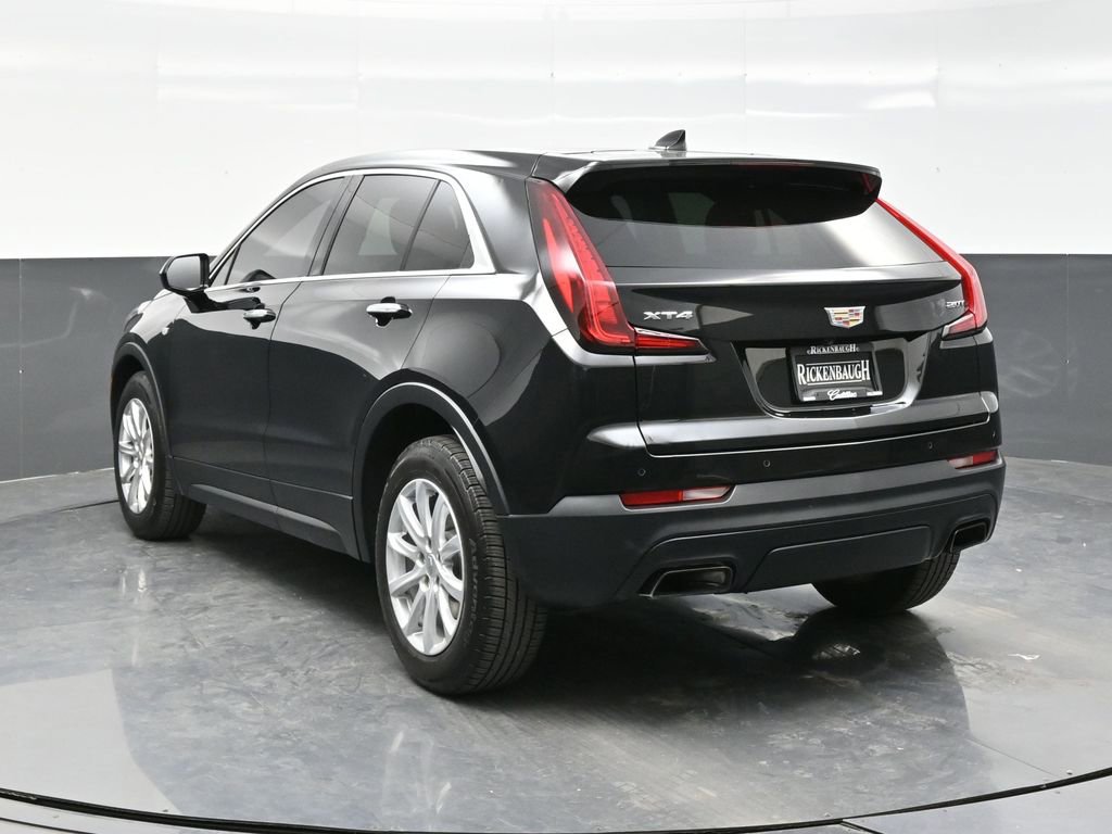 Used 2019 Cadillac XT4 Luxury w/ Cold Weather Package image 5