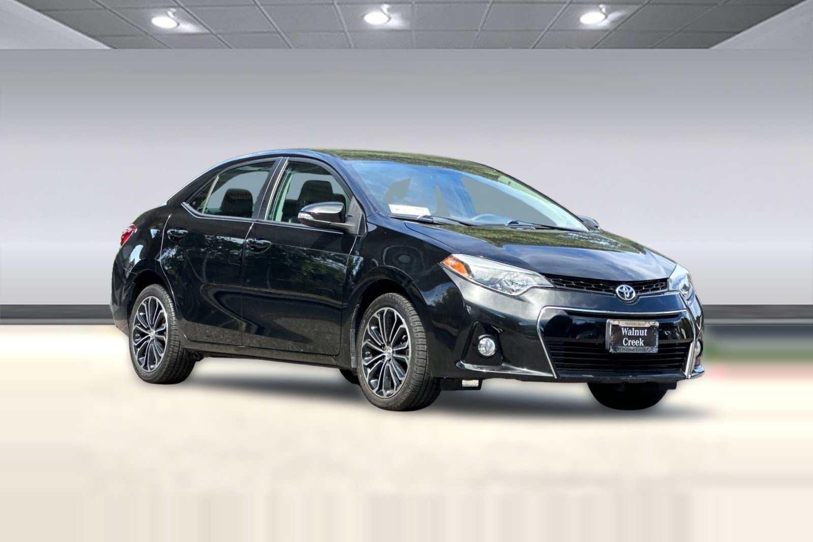Used 2015 Toyota Corolla S FWD image 7