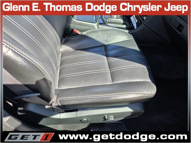 Certified 2018 Chrysler 300 S image 32