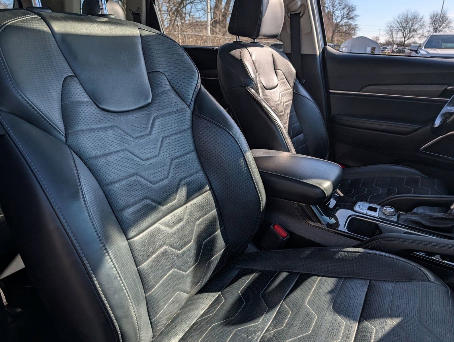 Used 2022 Kia Telluride SX w/ SX Prestige Package image 27