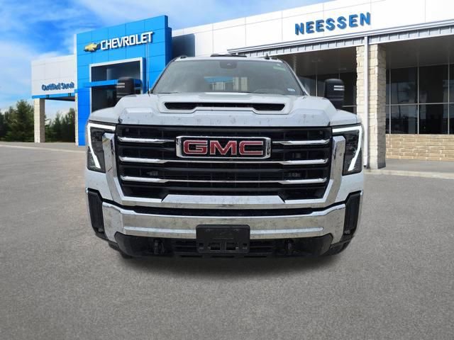 Used 2025 GMC Sierra 3500 SLE w/ SLE Convenience Package AWD/4WD image 7