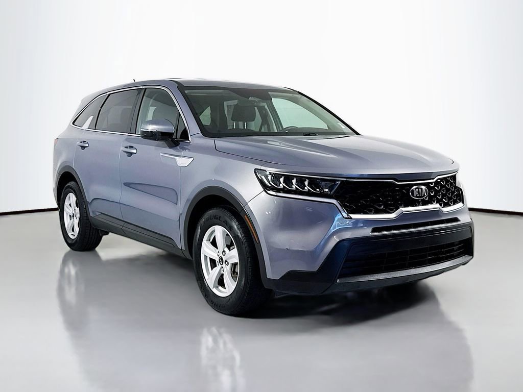Used 2021 Kia Sorento LX FWD image 3