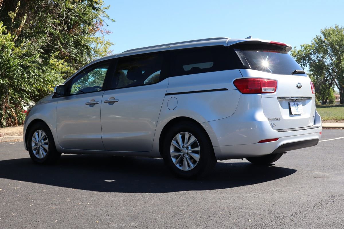 Used 2015 Kia Sedona LX w/ LX Convenience Package image 7