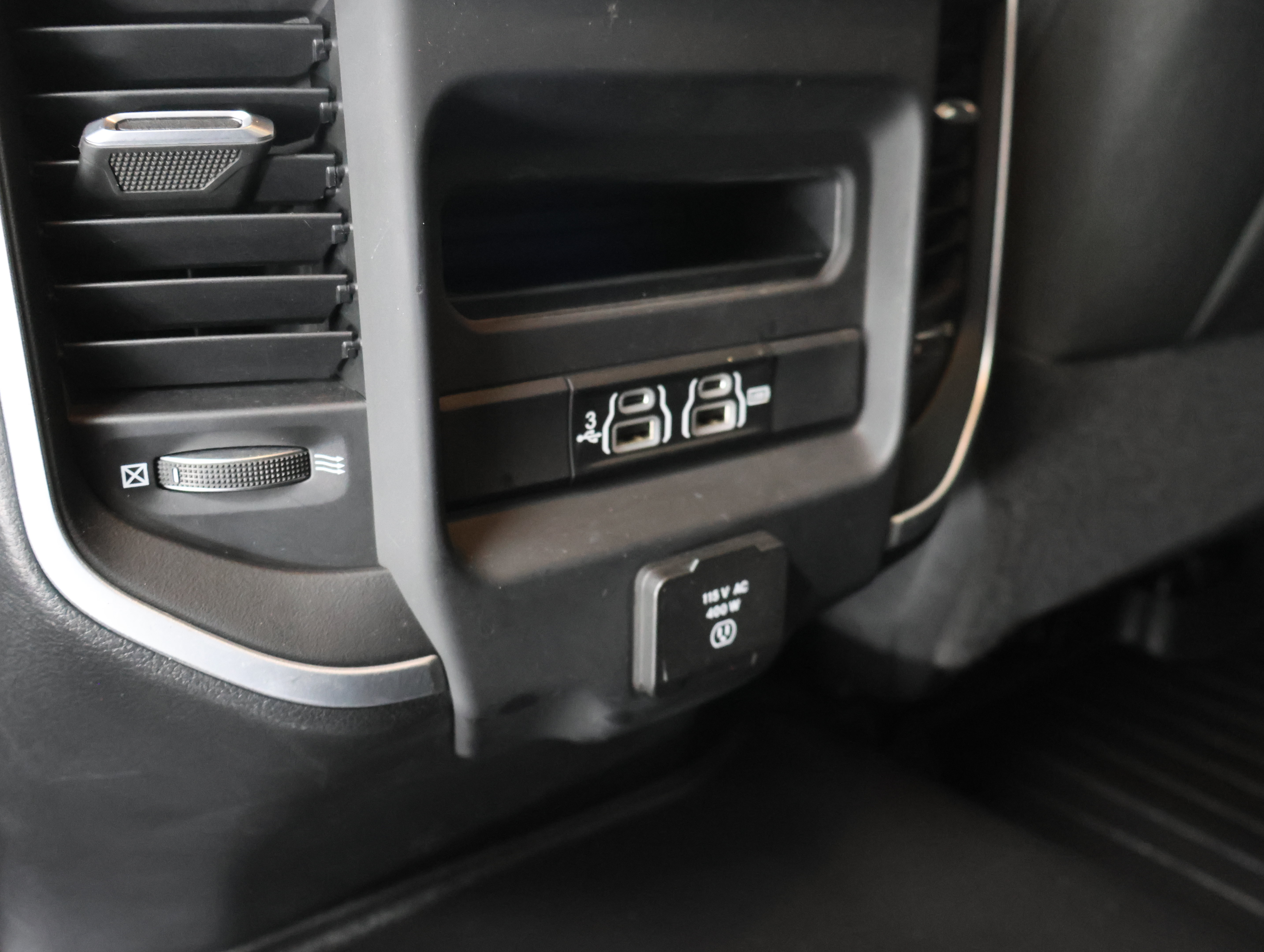 Used 2020 RAM 2500 Big Horn w/ Level 2 Equipment Group AWD/4WD image 34