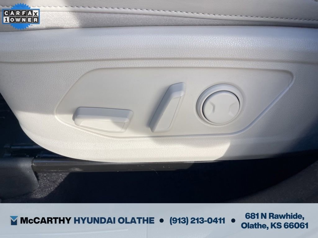 Used 2025 Kia Sorento S image 27