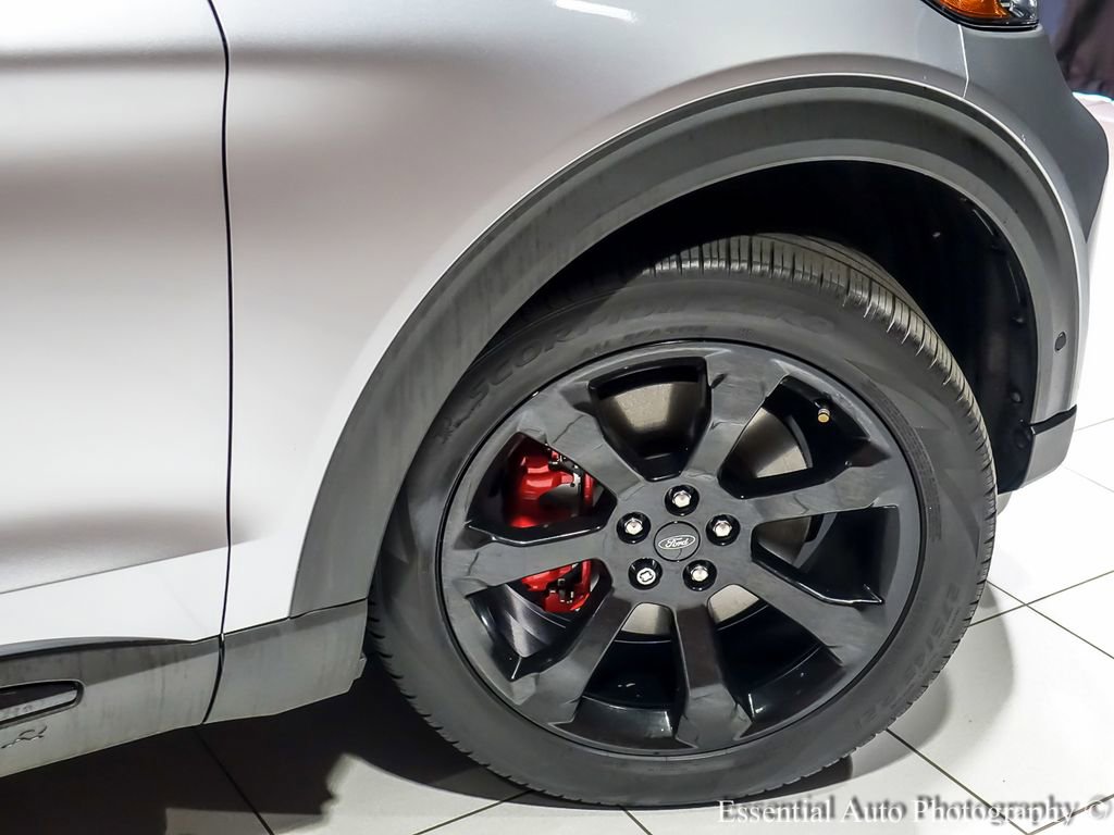 Used 2021 Ford Explorer ST w/ ST Street Pack image 12