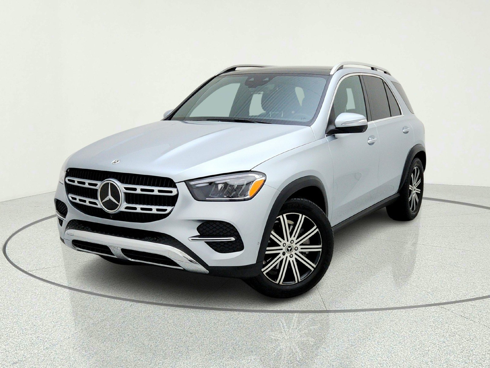Certified 2026 Mercedes-Benz GLE 350 4MATIC image 2