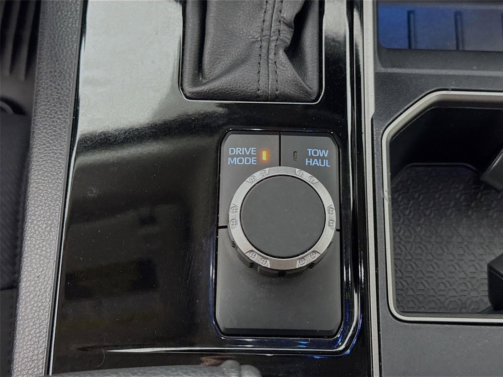 Used 2022 Toyota Tundra SR5 RWD image 28