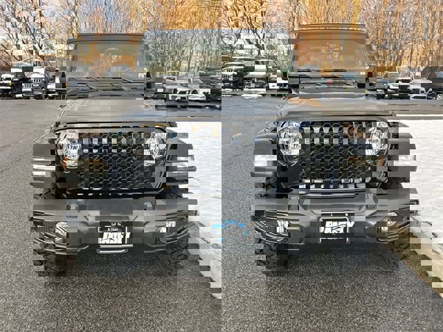 Certified 2021 Jeep Gladiator Sport image 3