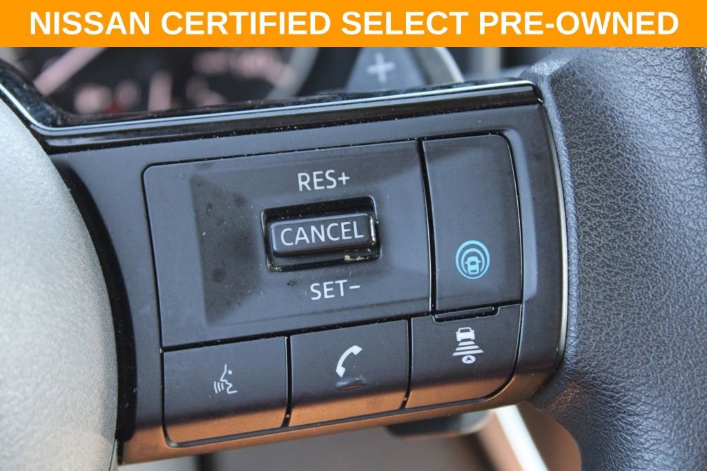 Certified 2023 Nissan Rogue SV image 30