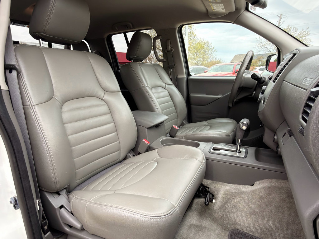 Used 2018 Nissan Frontier SV w/ Value Truck Package image 18