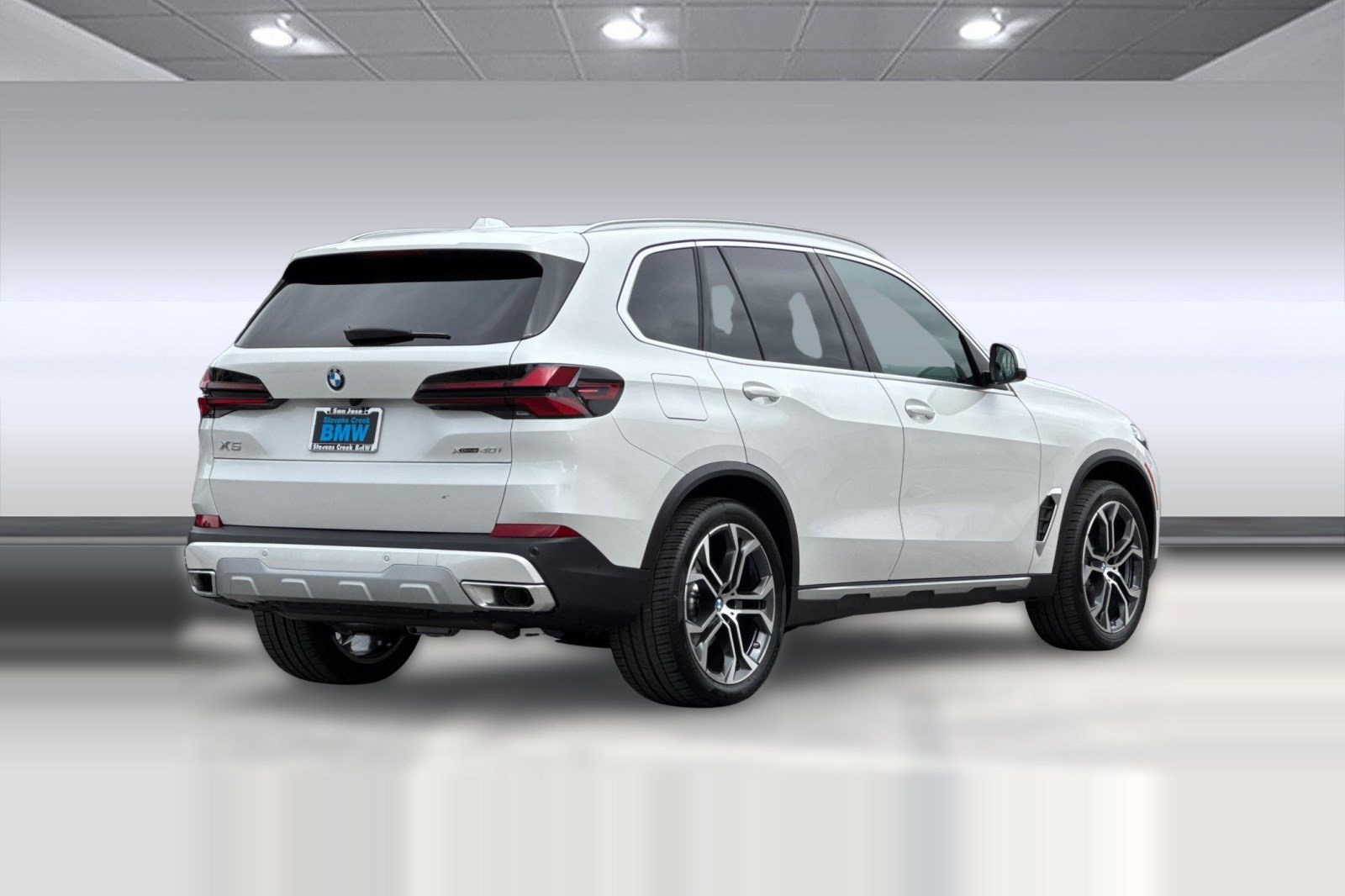 Used 2026 BMW X5 xDrive40i AWD/4WD image 9