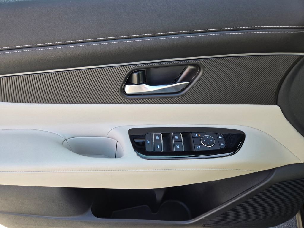 Certified 2025 Nissan Murano SV AWD/4WD image 22