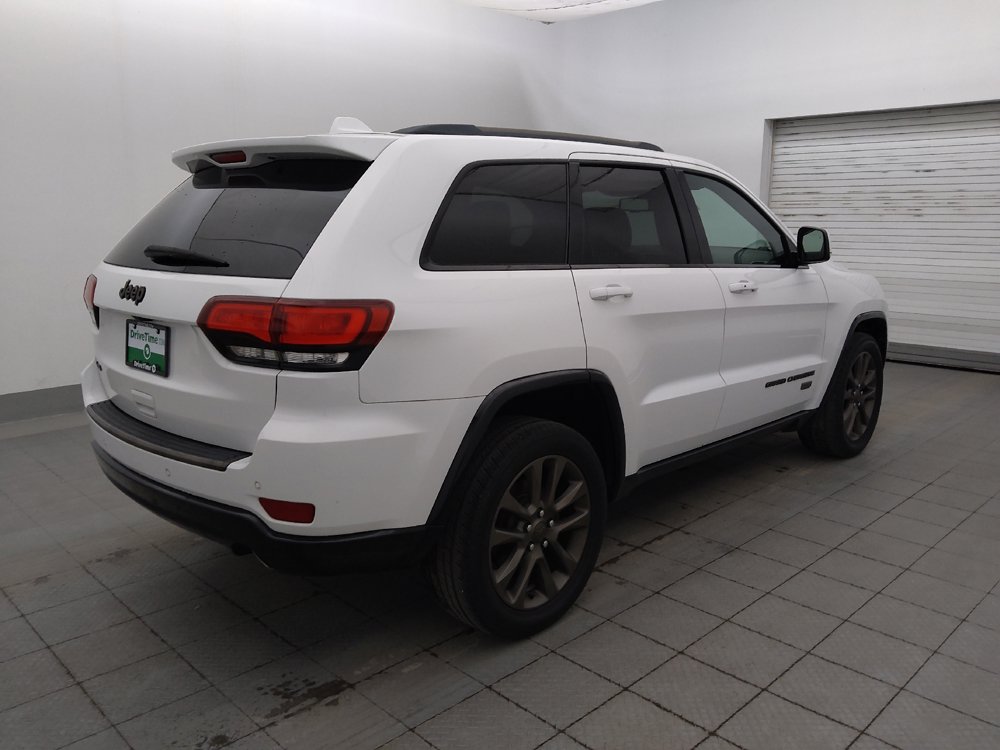 Used 2016 Jeep Grand Cherokee Limited 75th Anniversary AWD/4WD image 10