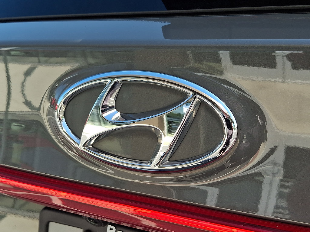 Used 2023 Hyundai Santa Fe Calligraphy AWD/4WD image 30