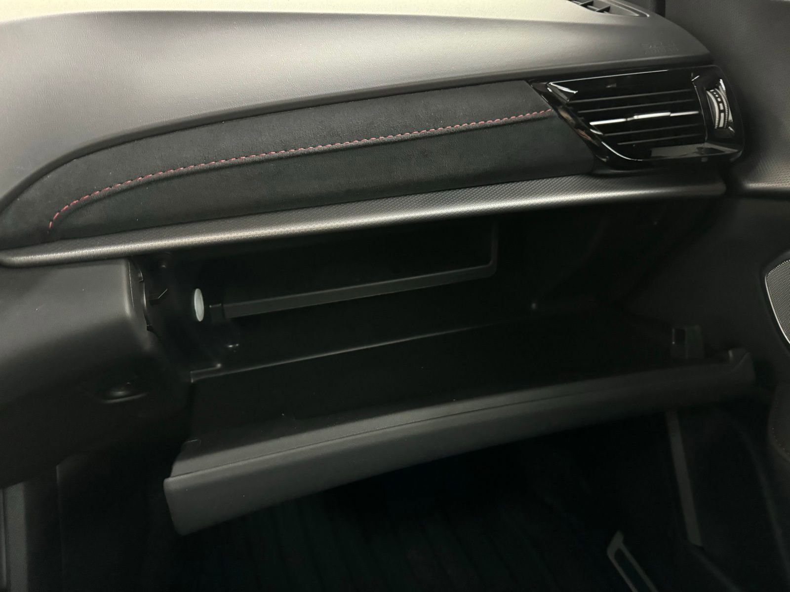 Used 2024 Acura RDX A-Spec image 28