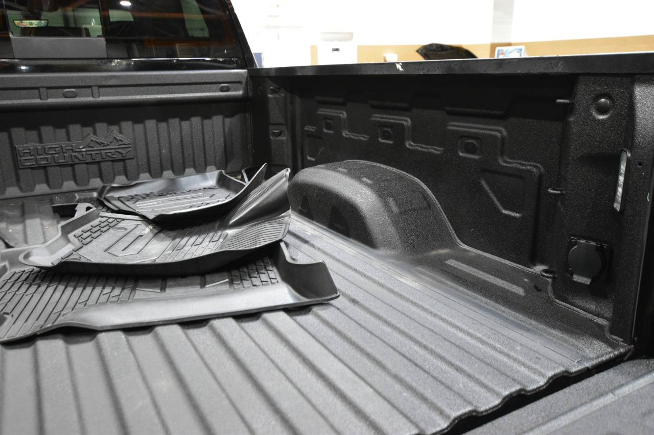 Used 2023 Chevrolet Silverado 3500 High Country w/ Z71 Off-Road Package AWD/4WD image 56