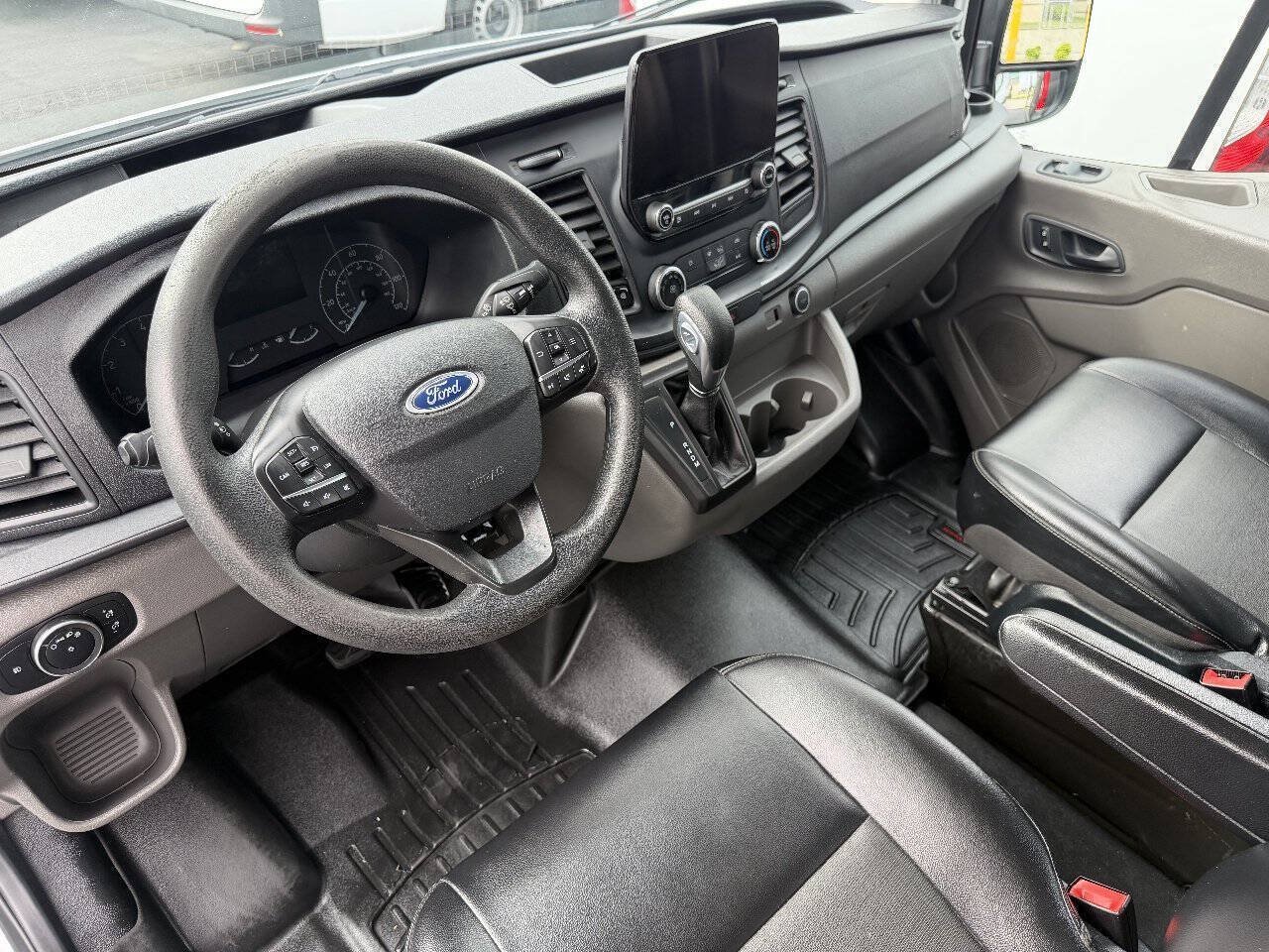 Used 2020 Ford Transit 250 Medium Roof RWD image 20