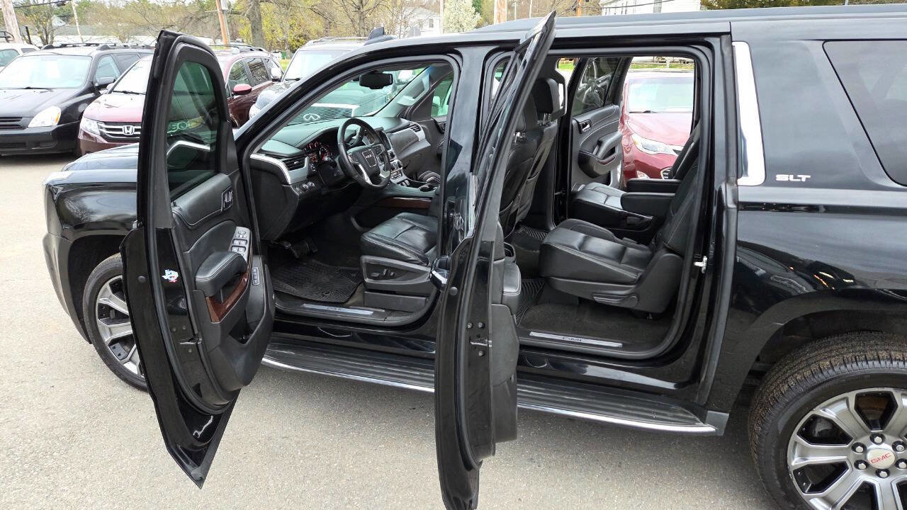 Used 2016 GMC Yukon XL SLT w/ Open Road Package AWD/4WD image 24