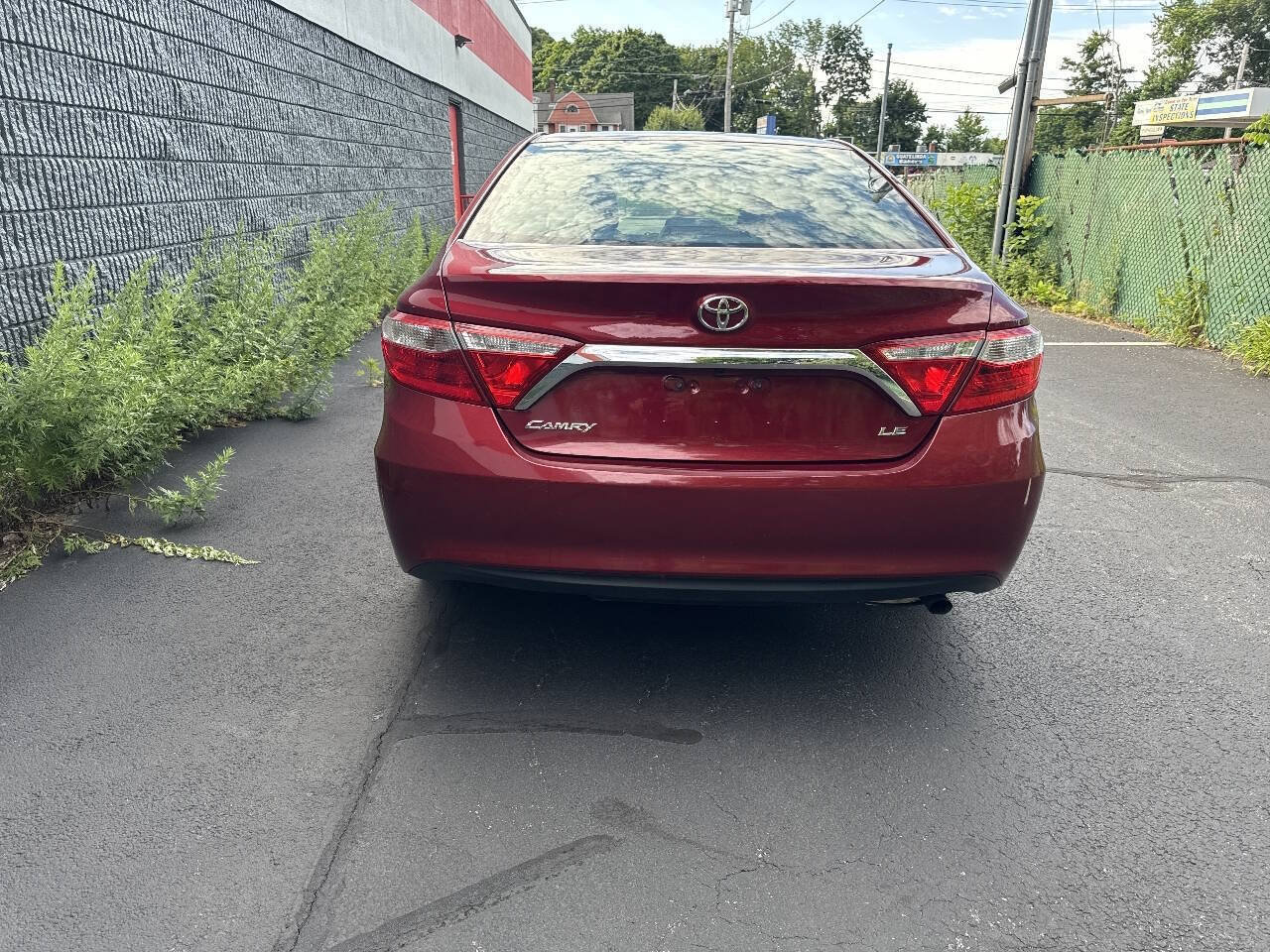 Used 2016 Toyota Camry LE FWD image 33