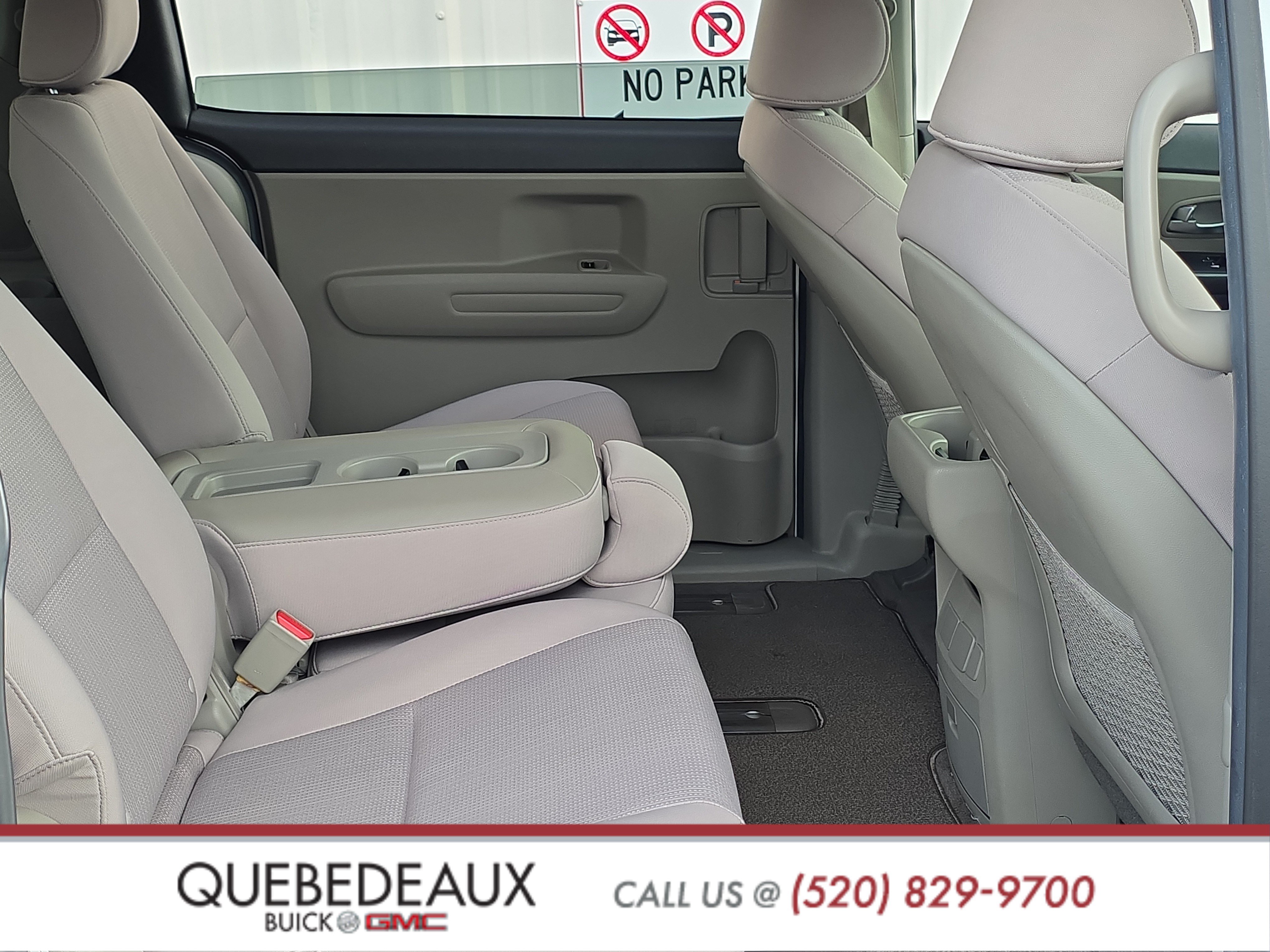 Used 2019 Kia Sedona LX FWD image 20