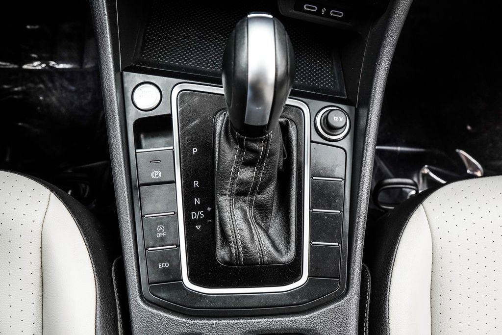 Used 2021 Volkswagen Jetta R-Line w/ R-Line Cold Weather Package image 25