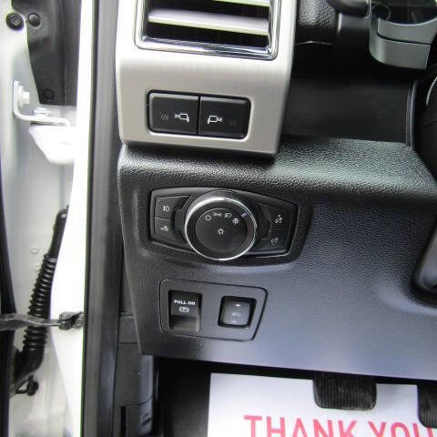 Used 2019 Ford F150 Platinum w/ Equipment Group 701A Luxury image 18