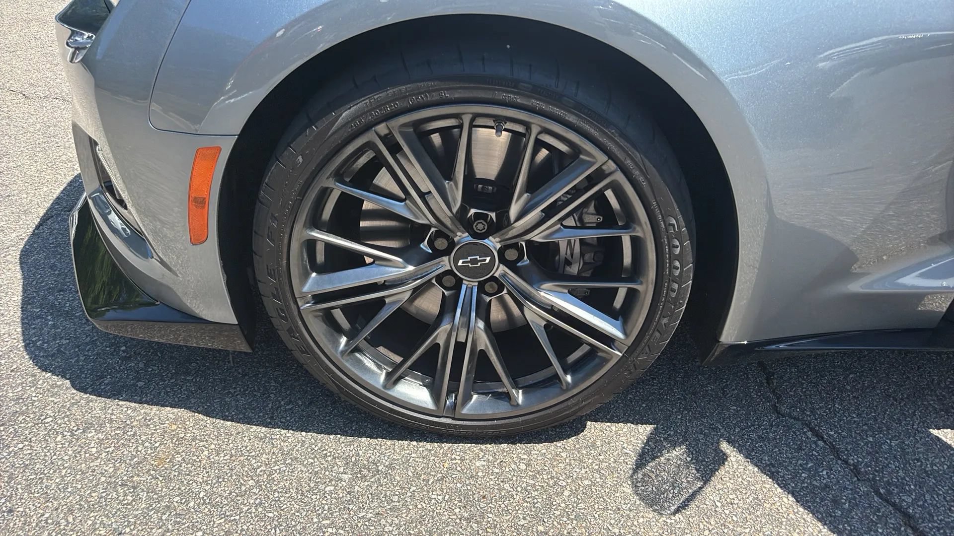 Used 2023 Chevrolet Camaro ZL1 RWD image 27