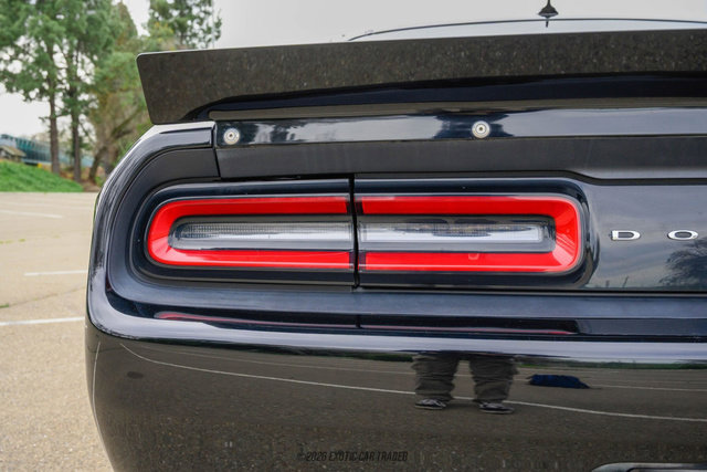 Used 2016 Dodge Challenger SRT Hellcat image 84