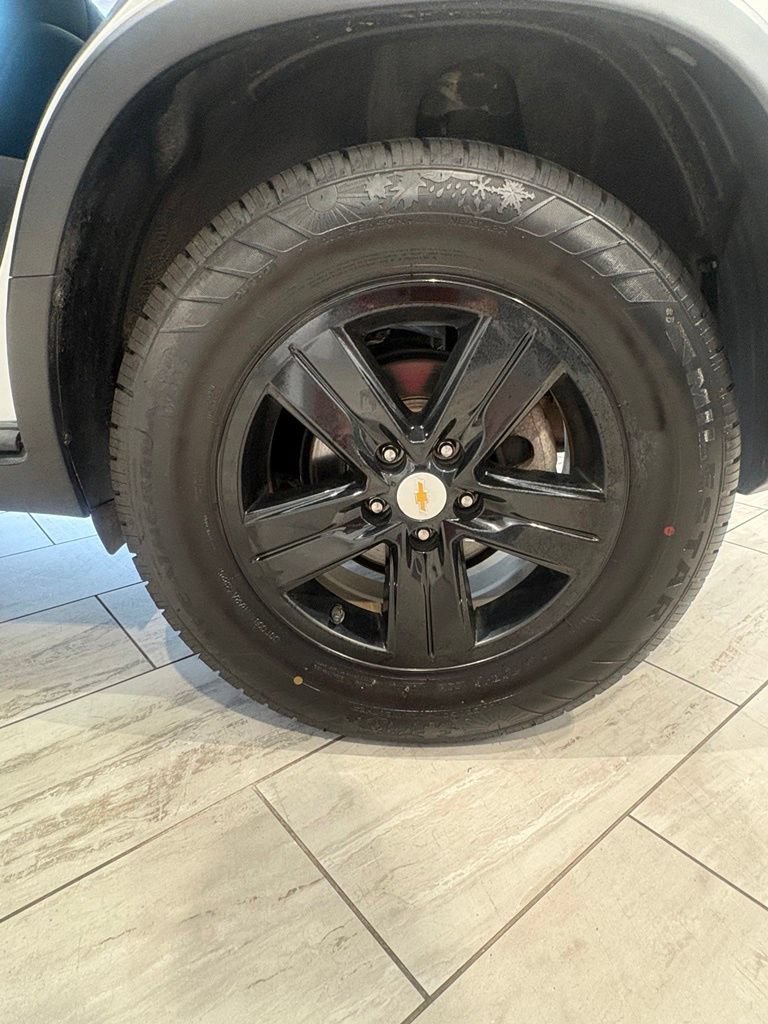 Used 2020 Chevrolet Trax LS AWD/4WD image 12