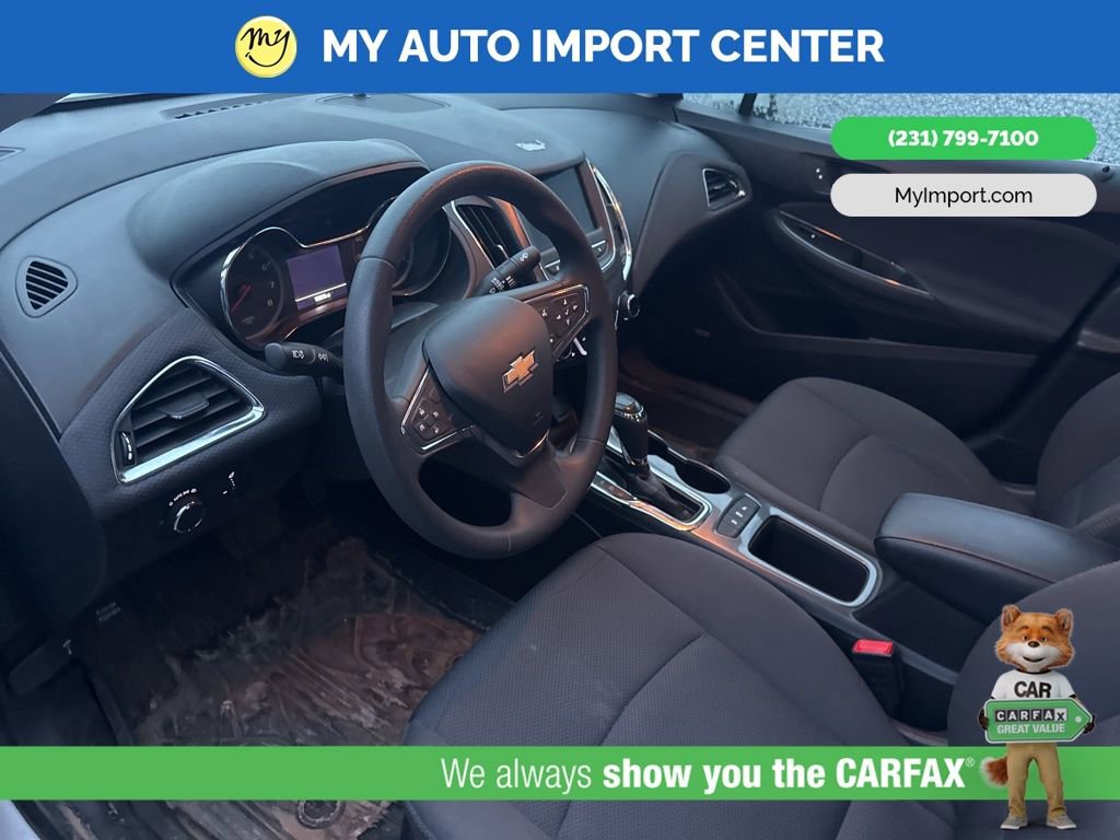 Used 2019 Chevrolet Cruze LT w/ Sun And Sound Package image 8