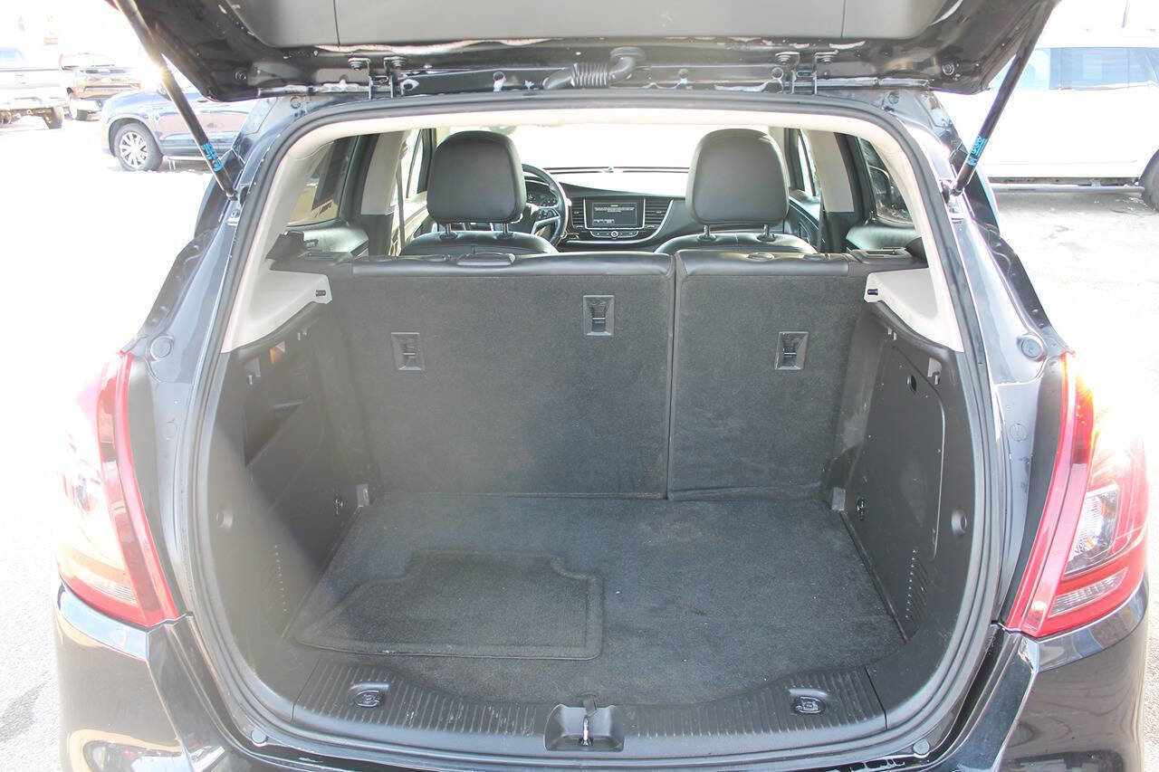 Used 2020 Buick Encore Essence image 17