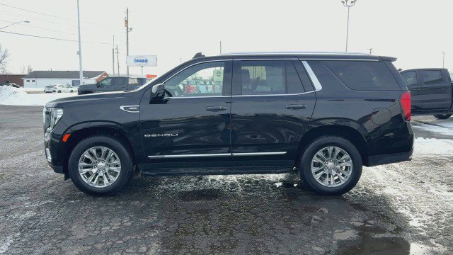 Used 2024 GMC Yukon Denali w/ Advanced Technology Package image 5