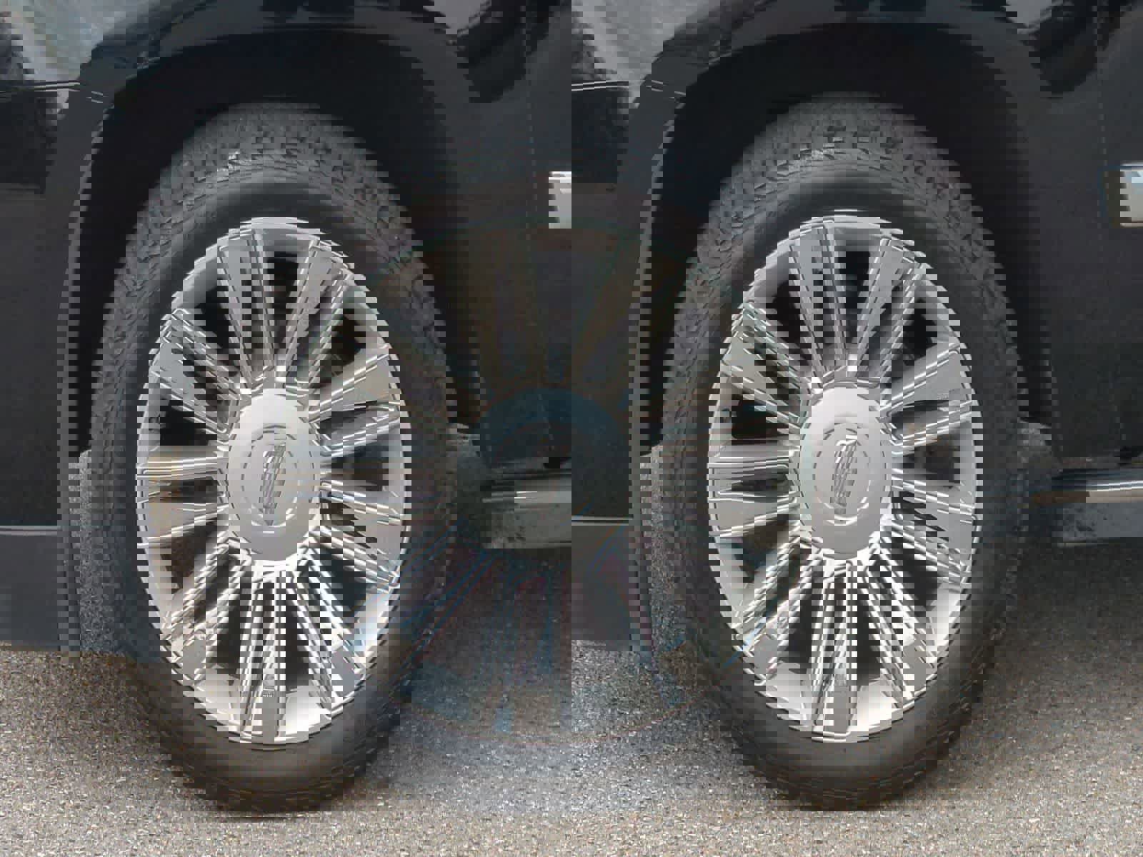 Used 2015 Cadillac Escalade ESV Platinum image 14