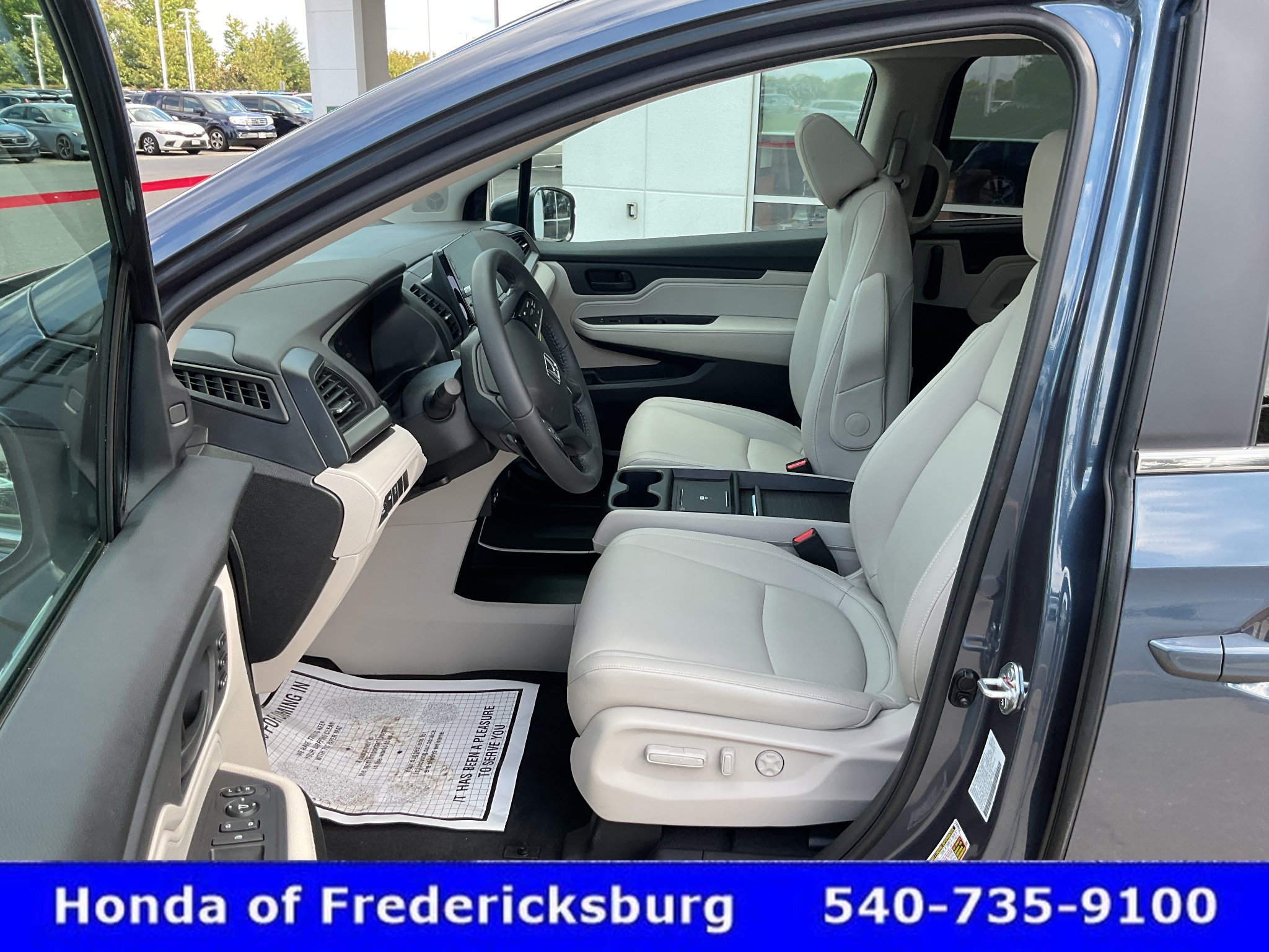 Used 2026 Honda Odyssey EX-L image 28