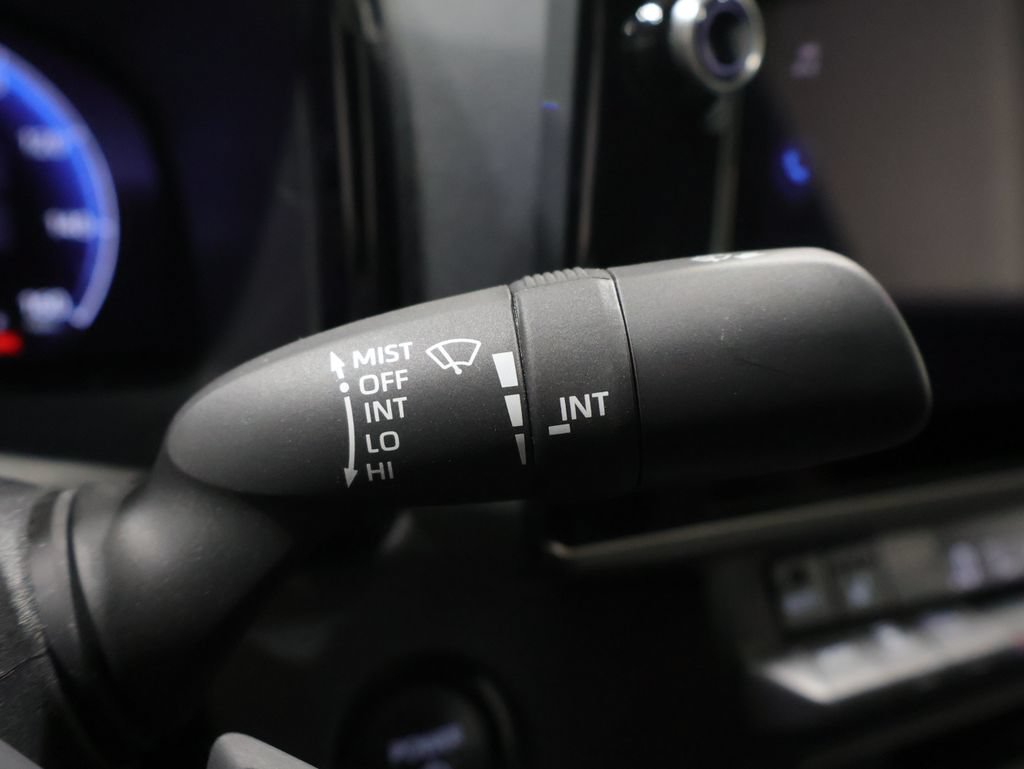 Used 2026 Toyota Camry XSE FWD image 37