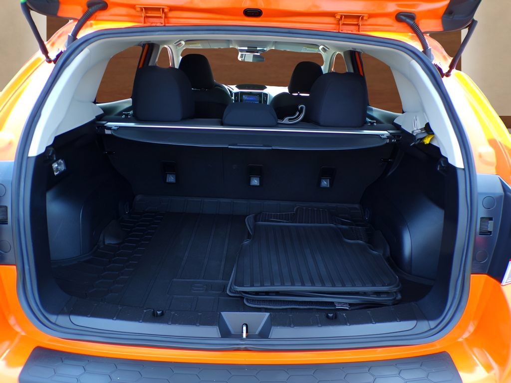 Used 2018 Subaru Crosstrek 2.0i AWD/4WD image 9
