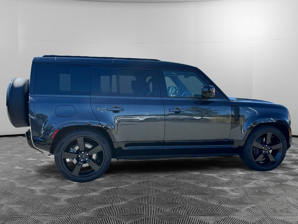 New 2026 Land Rover Defender 110 X-Dynamic SE AWD/4WD image 6