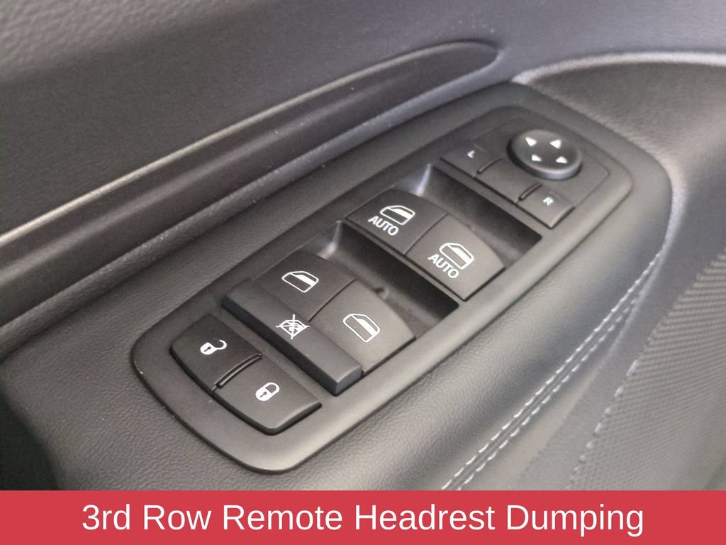 Certified 2024 Dodge Durango SXT w/ 3rd Row Seating Group RWD image 13