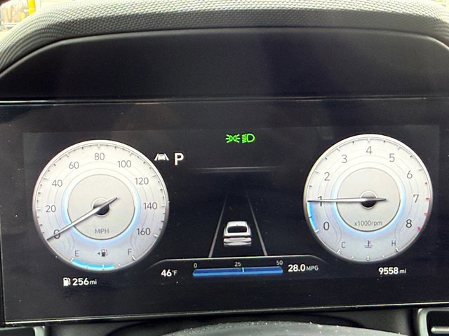 Used 2023 Hyundai Elantra SEL w/ Convenience Package image 17