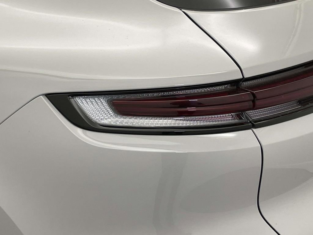 Used 2025 Porsche Cayenne S image 16